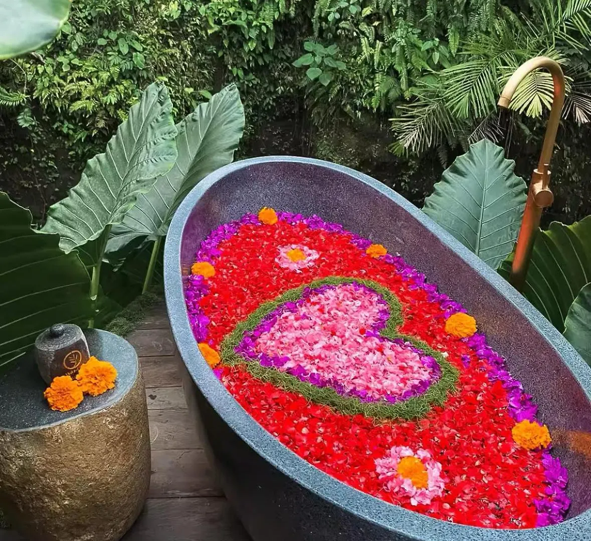 Wahem Eco Bamboo - Magical Bamboo House Ubud Bali Villa Indonesia